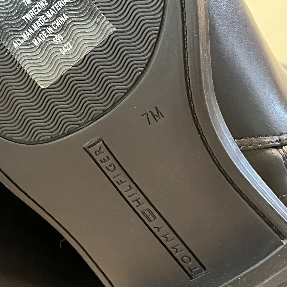 Tommy Hilfiger Rezin 2 Black Boots in Size 7 New Without Box‎
